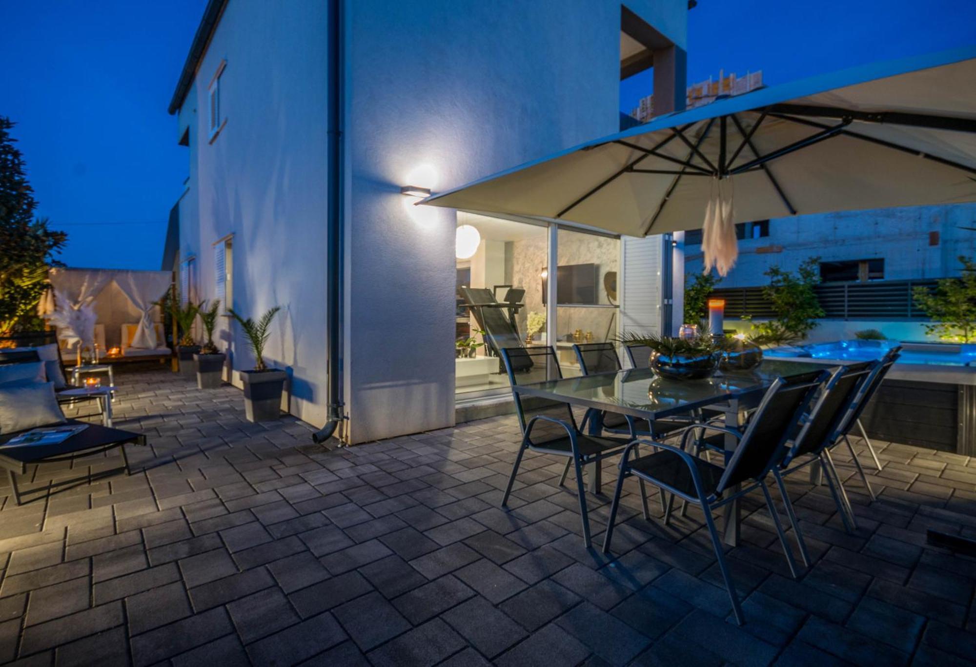 Appartamento House With Pool Ledenko Biograd Na Moru Esterno foto
