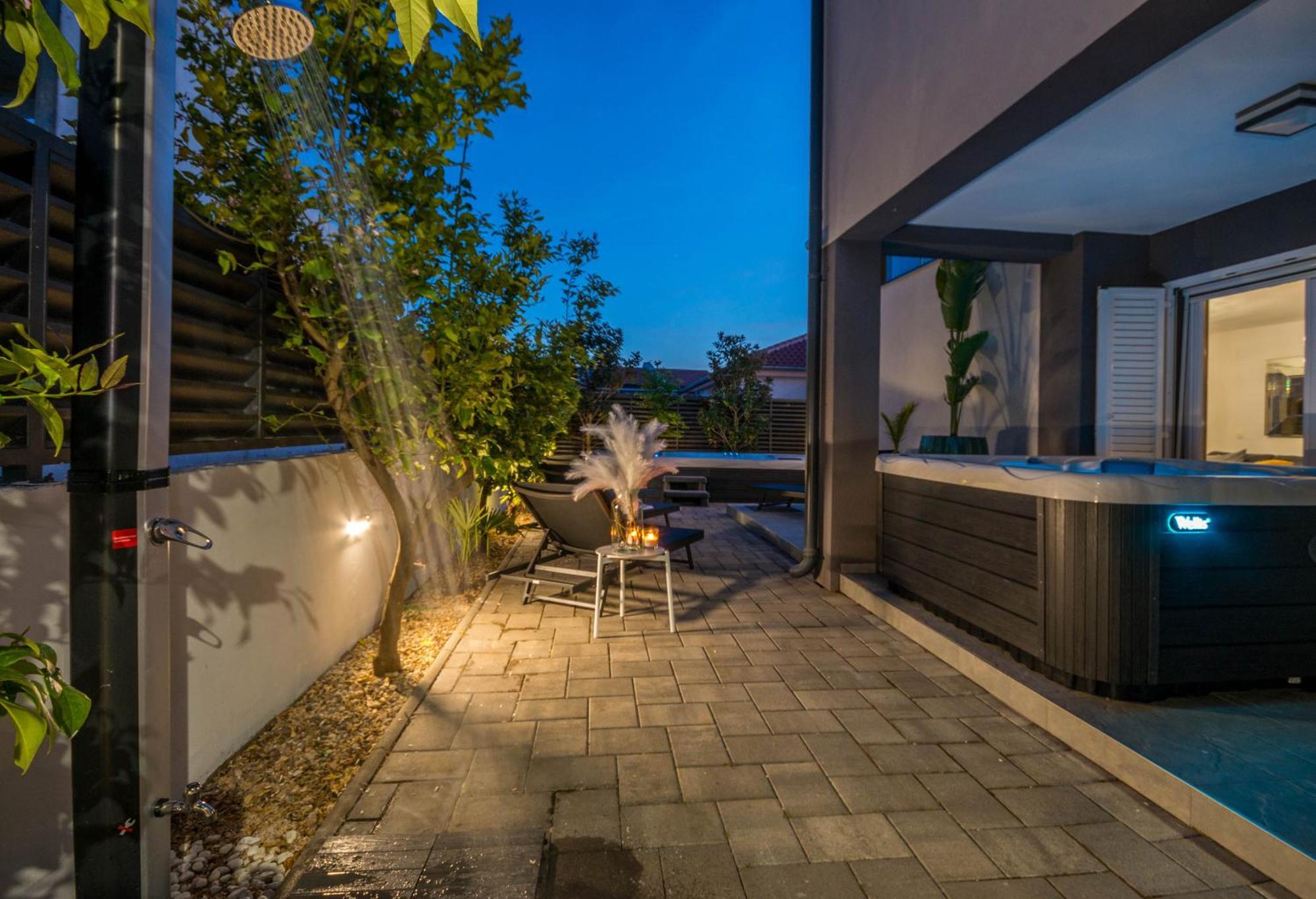 Appartamento House With Pool Ledenko Biograd Na Moru Esterno foto