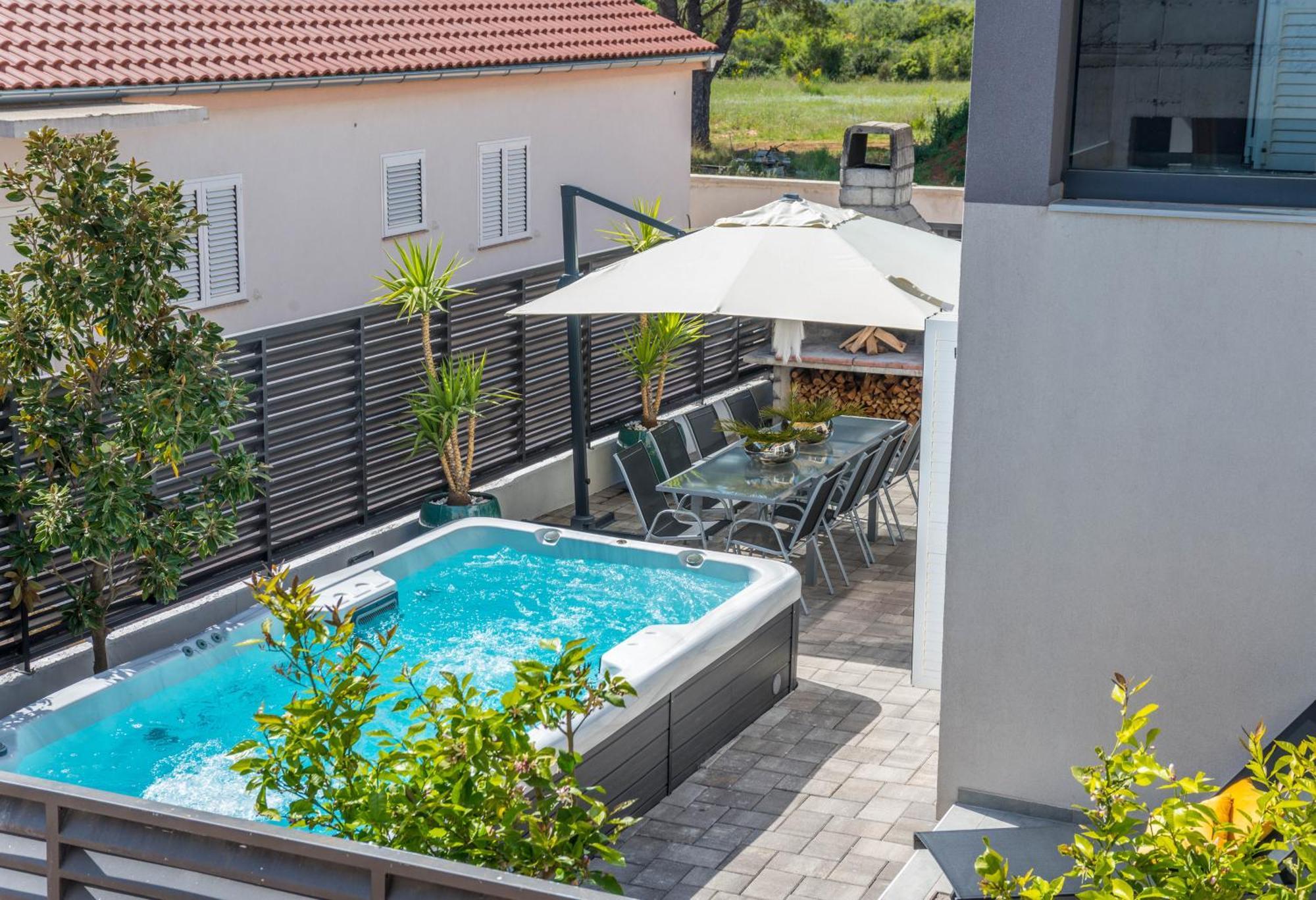 Appartamento House With Pool Ledenko Biograd Na Moru Esterno foto